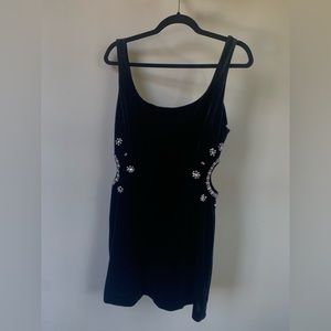 ZARA BLACK JEWEL TRIM VELVET MINI DRESS IN SIZE MEDIUM